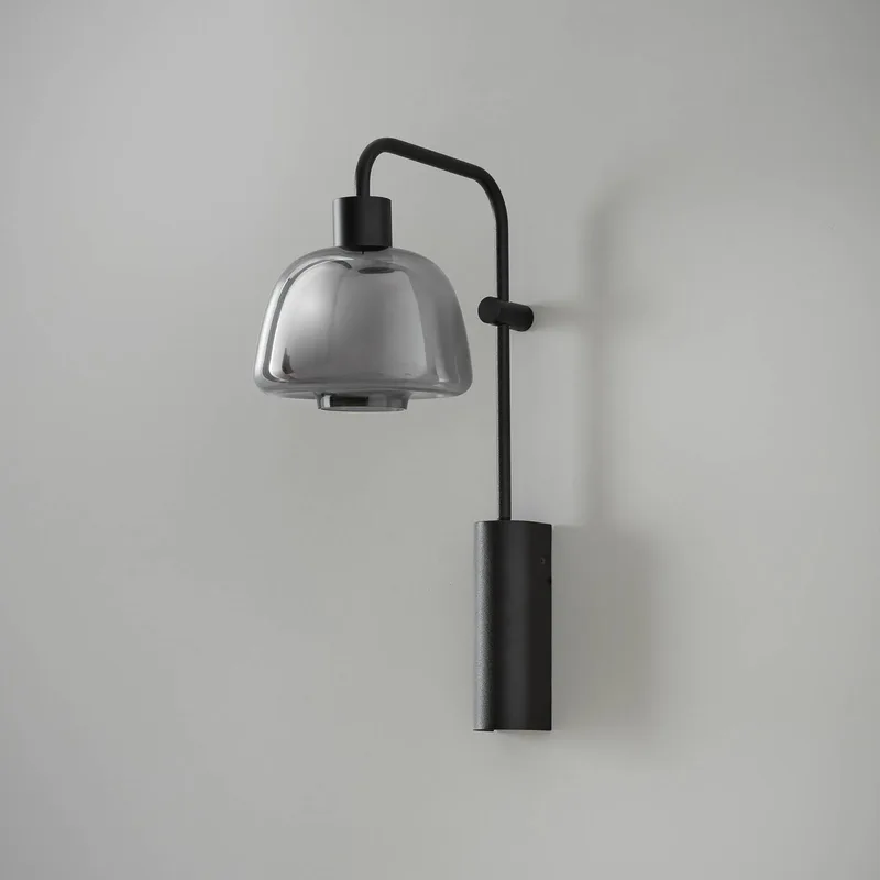 LED wandlamp Drep A/04 rookgrijs glas, zwart 2.700K by Bover in Black, Rookgrijs – product photo