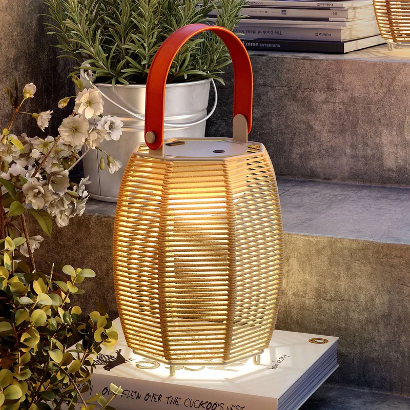 Tanit M/29/R LED lantaarn met accu by Bover in Beige – product photo