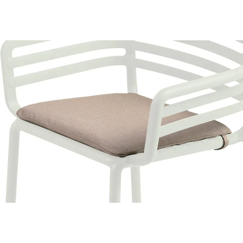 Doga Sitzkissen Sessel beige 41x39x5 cm von Brafab – Produktfoto