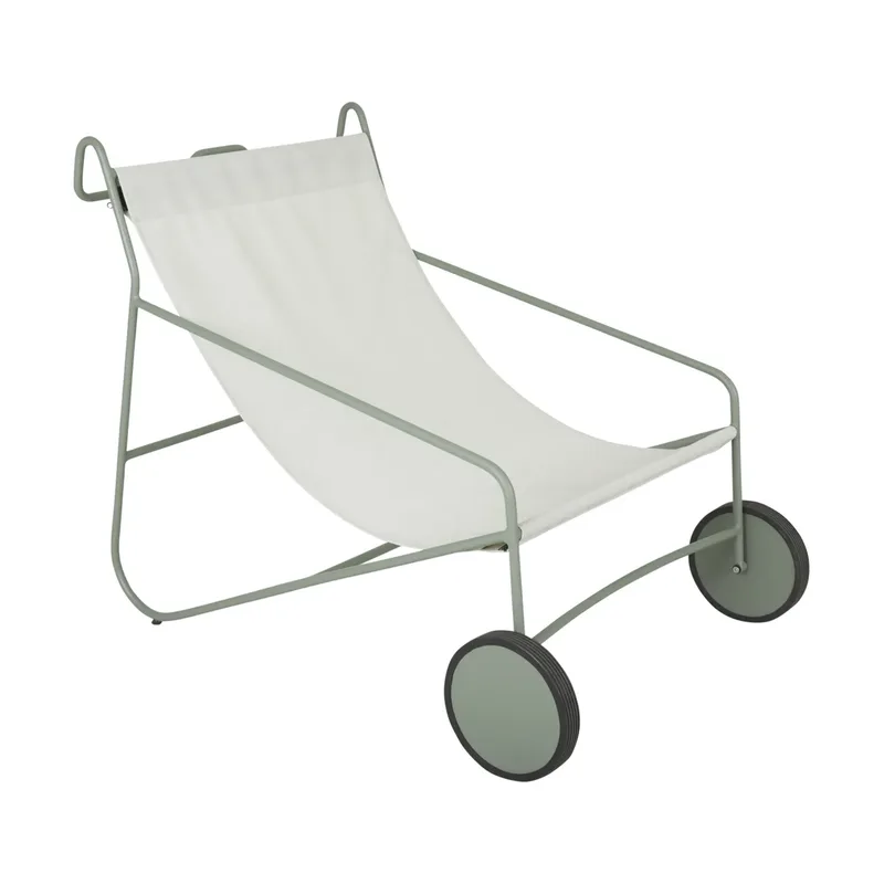 Poul Chair Lounge-Sessel Dusty green-vit by Brafab – product photo