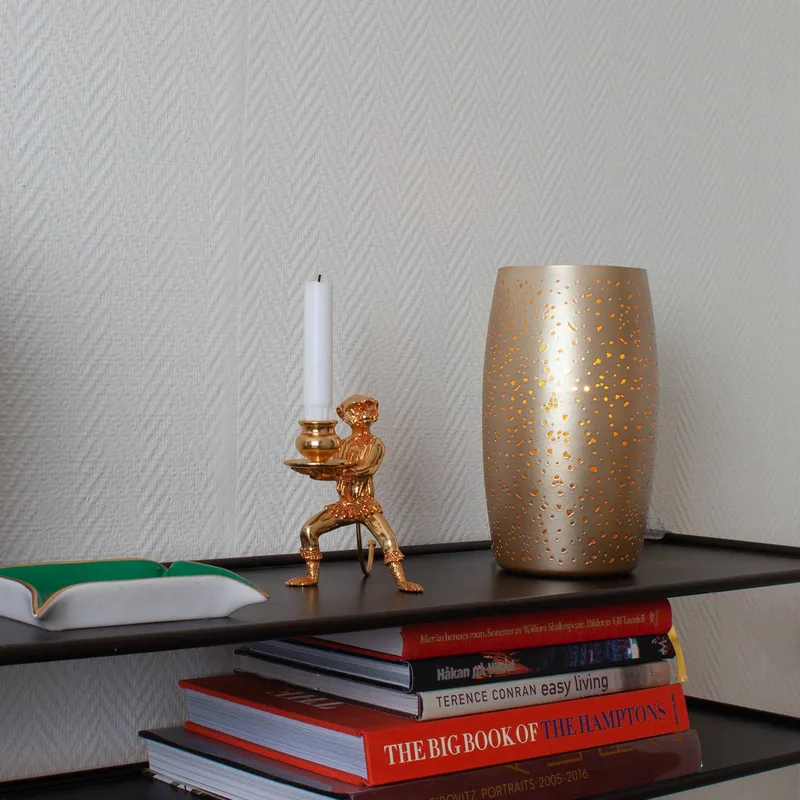 Colby bordlampe i metal, guld fra By Rydéns i Guld – produktbillede