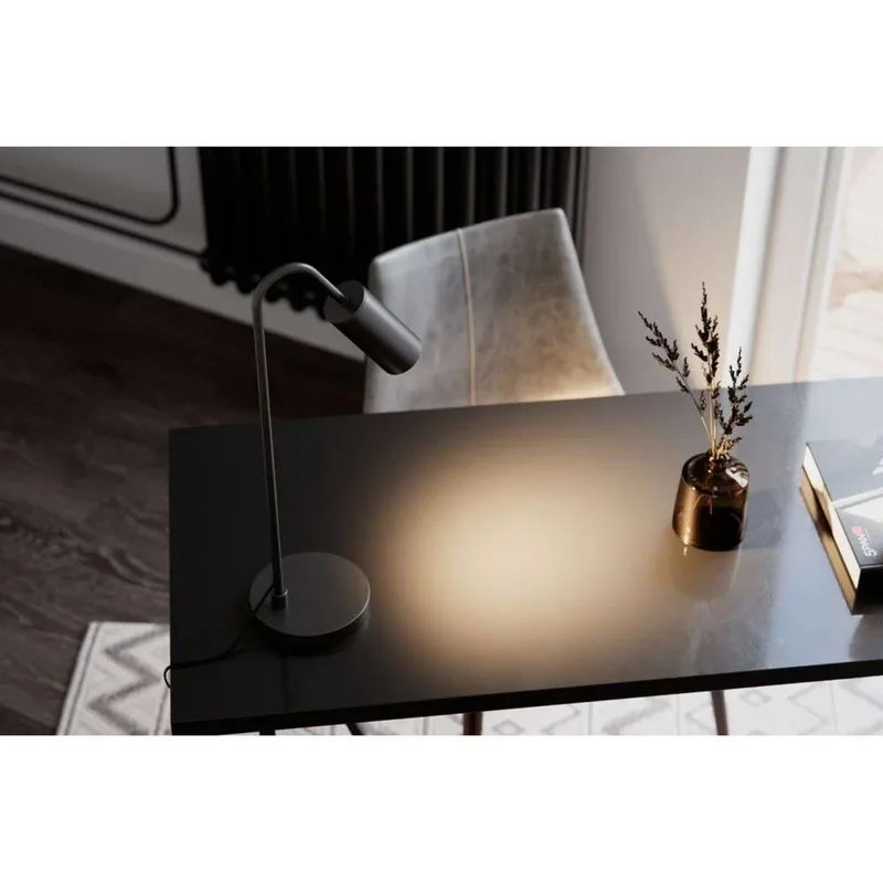 Curve-tafellamp, metaal, GU10 van By Rydéns in Matzwart – productfoto