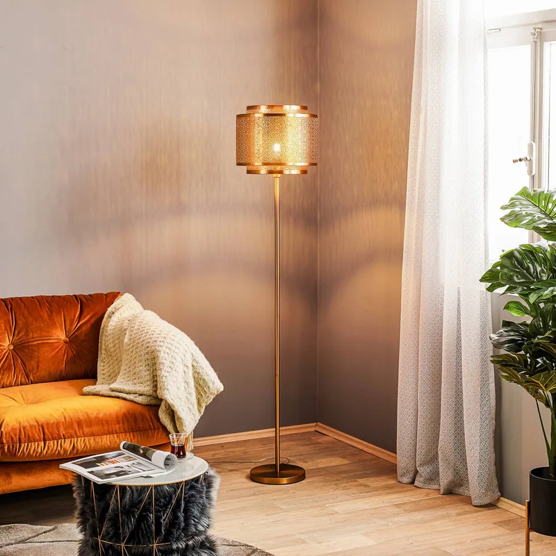 Hermine vloerlamp, messing de By Rydéns en Mat messing – photo du produit 2 sur 5