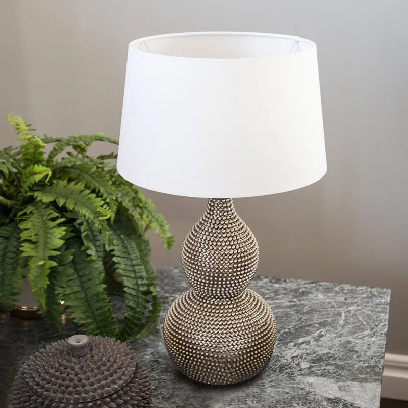 Lofty bordslampa med textilskärm vit von By Rydéns in Chrom, Weiß – Produktfoto