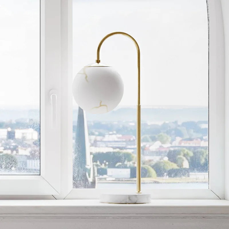 tafellamp Bellagio, messing/wit, glas, E27 by By Rydéns in Brass, White – product photo