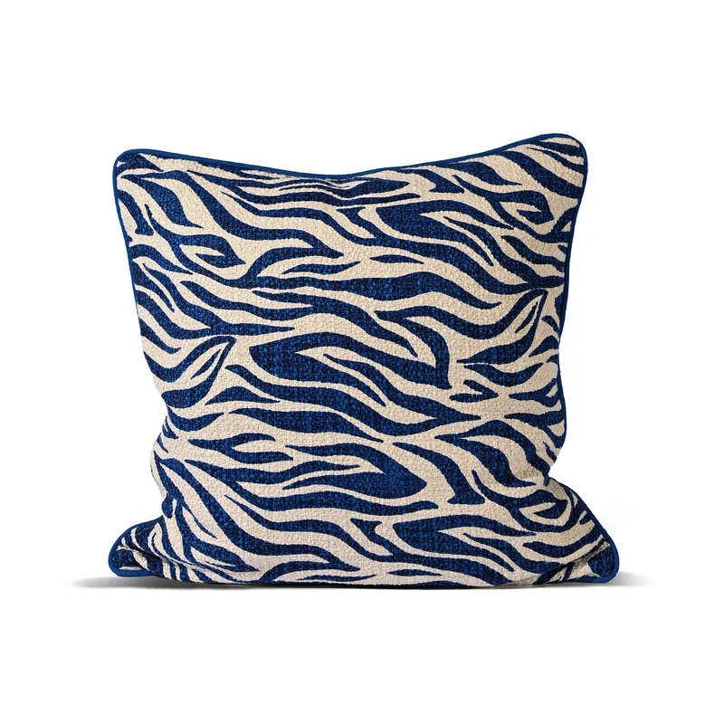 Anima Kissen M 50x50 cm Zebra-blau van Byon – productfoto