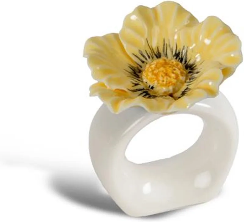 Servetringen Poppy Beige (set van 2) - Servetringen von Byon in Wit – Produktfoto