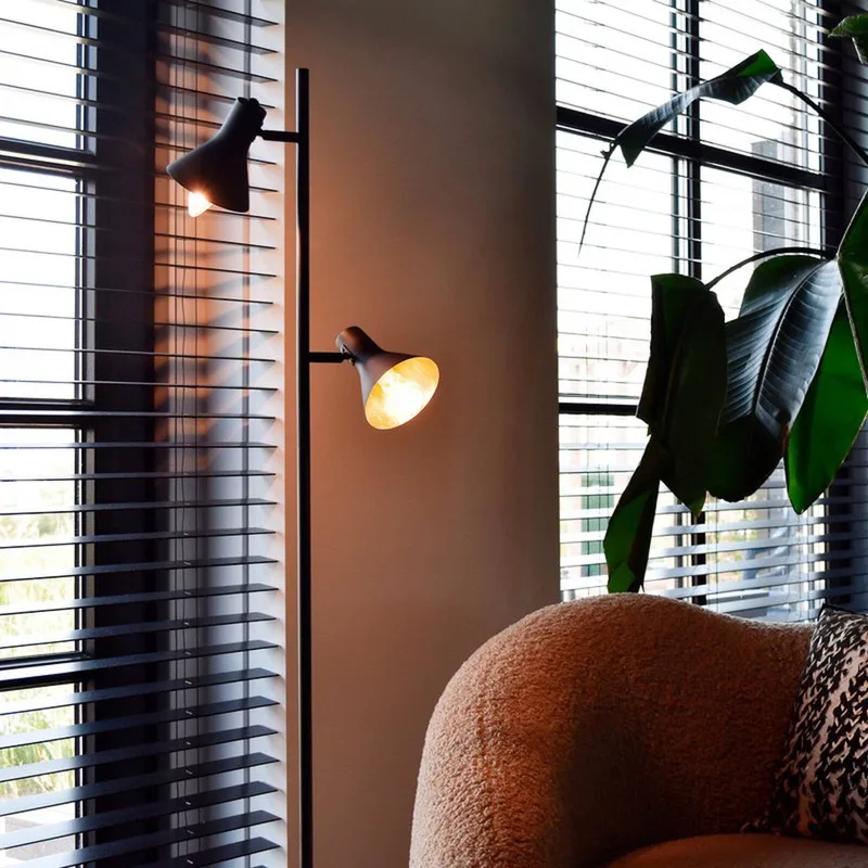 Smart E14 B35 kaars 4,9W 1800-3000K dimbaar van Calex in Goud – productfoto