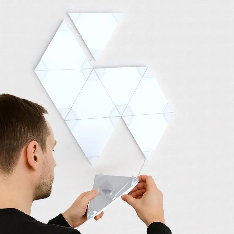 Smart LED wandlamp TRIANGLES, 9-delig, RGBW, dimbaar van Calex in Wit – productfoto 4 van 5