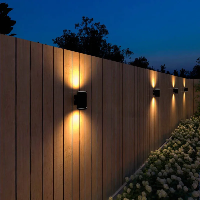 Smart Outdoor Up-/Downlight, CCT, RGB de Calex en Noir – photo du produit 2 sur 3