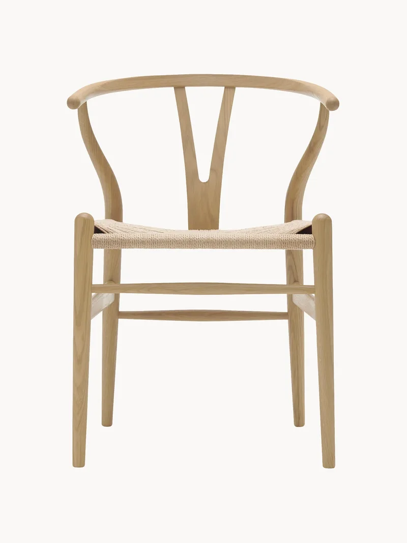 Houten stoel CH24 Wishbone Chair met handgevlochten zitvlak de Carl Hansen & Søn – photo du produit
