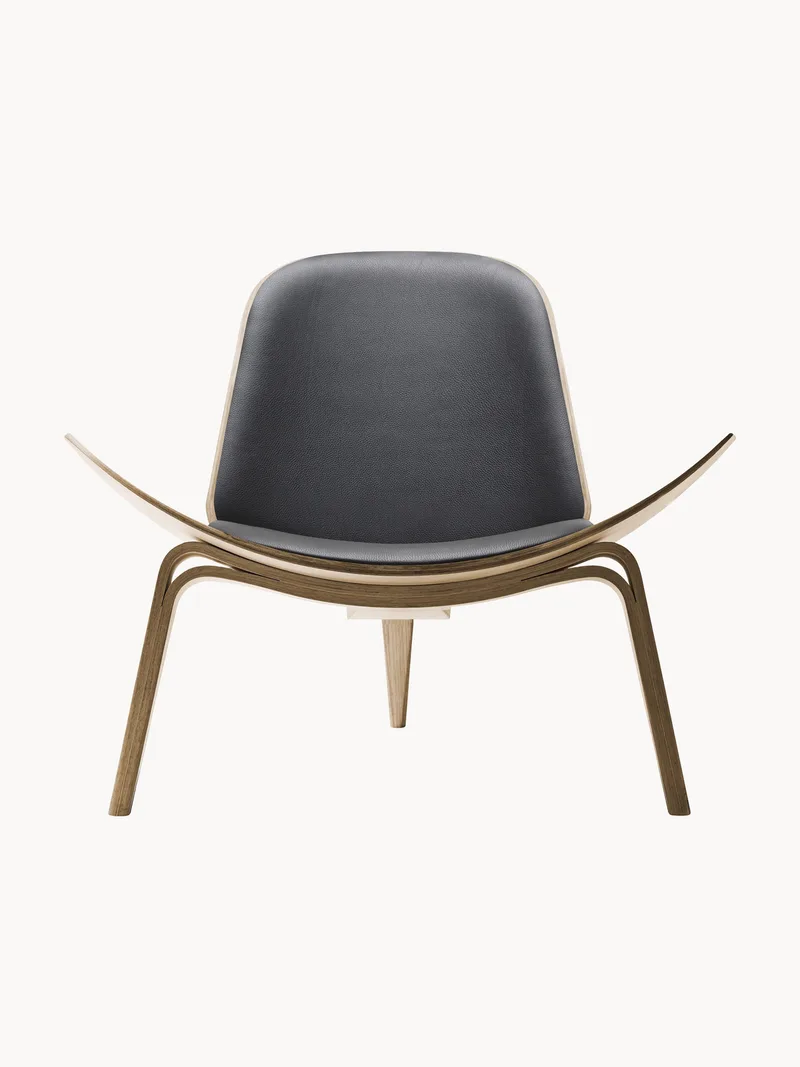 Loungefauteuil CH07 Shell Chair fra Carl Hansen & Søn – produktbillede