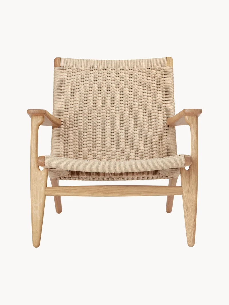 Loungefauteuil CH25 met handgevlochten zitvlak en rugleuning fra Carl Hansen & Søn – produktbillede