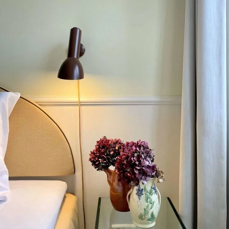 Oblique Wandlamp HW Chrome/Tile Red de CPH Lighting – photo du produit