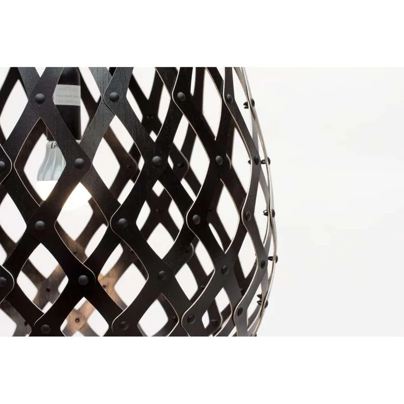 Koura Hanglamp H160 Zwart 1 Kant by David Trubridge – product photo