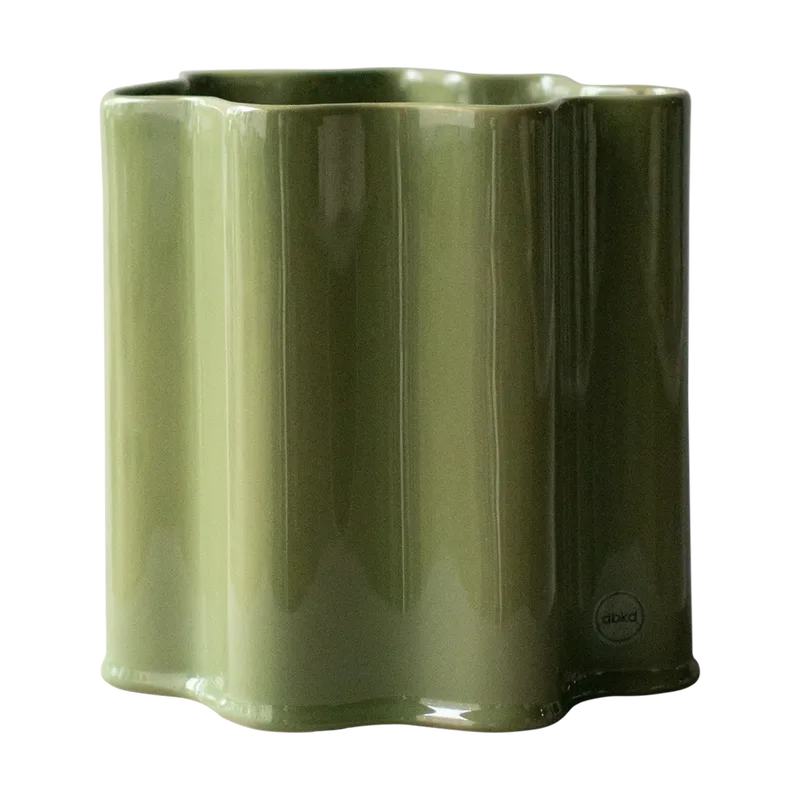 Filter Blumentopf Shiny green, Ø18 cm by DBKD – product photo