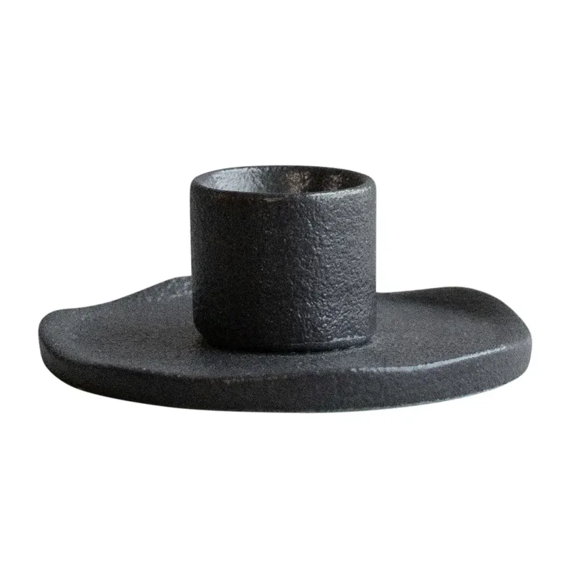 Wave Kerzenhalter Cast iron von DBKD – Produktfoto