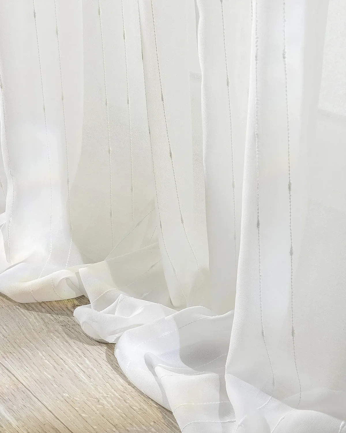 Schlaufenschal Farbe creme Stoff halbtransparent, strukturiert, gemustert de Dekoria – photo du produit