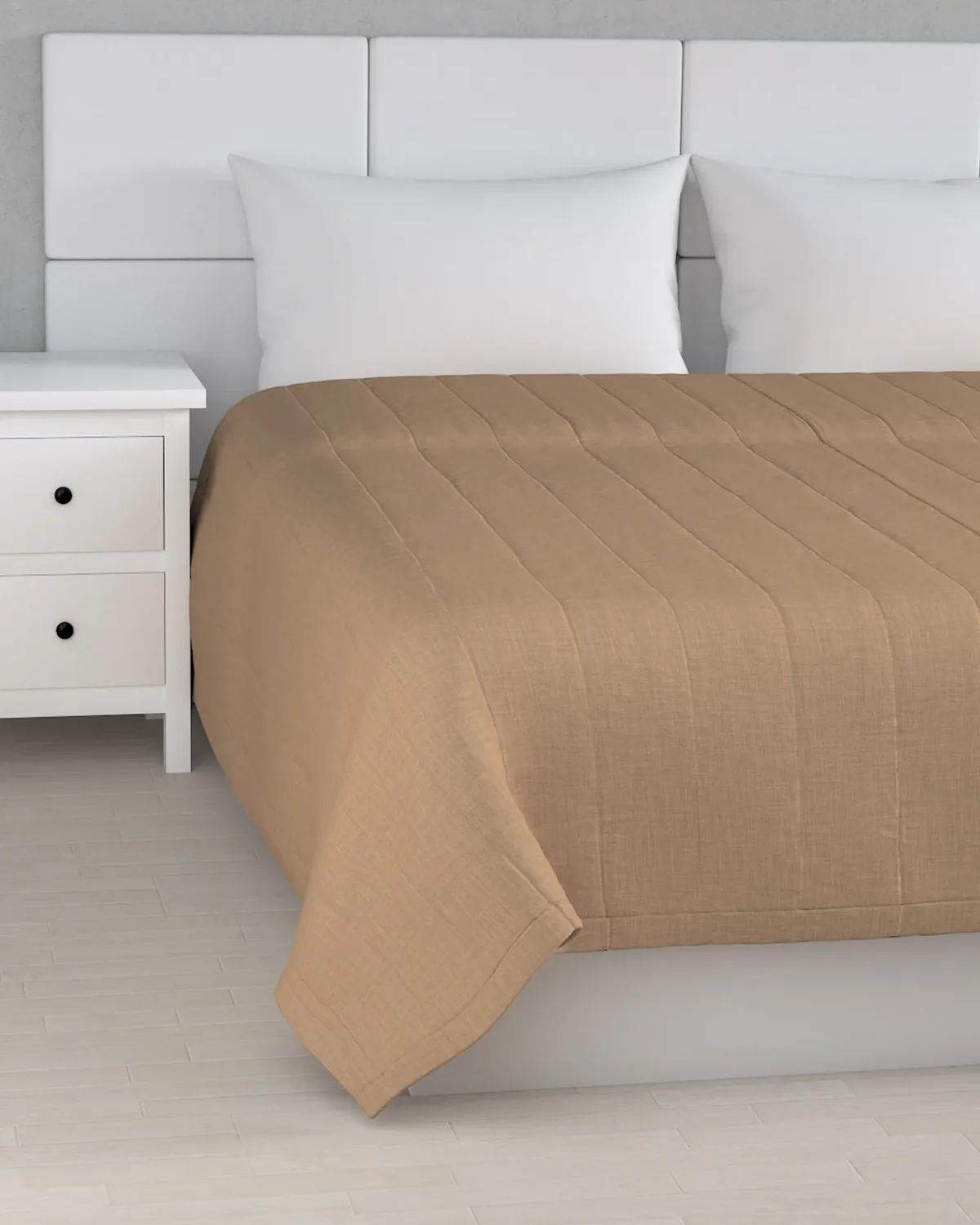 Tagesdecke mit Streifen-Steppung Farbe beige Stoff strukturiert van Dekoria – productfoto