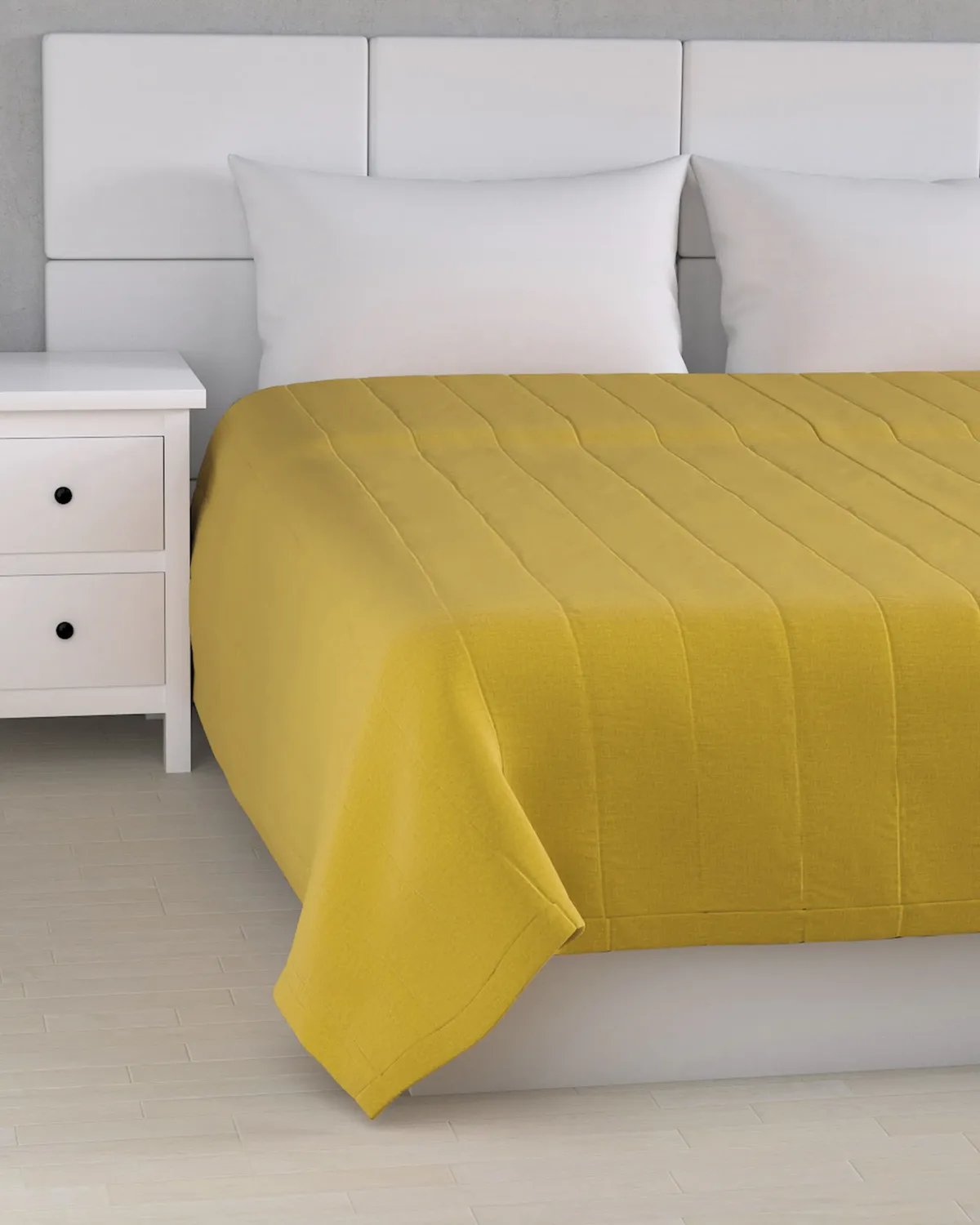Tagesdecke mit Streifen-Steppung Farbe gelb Stoff samt van Dekoria – productfoto