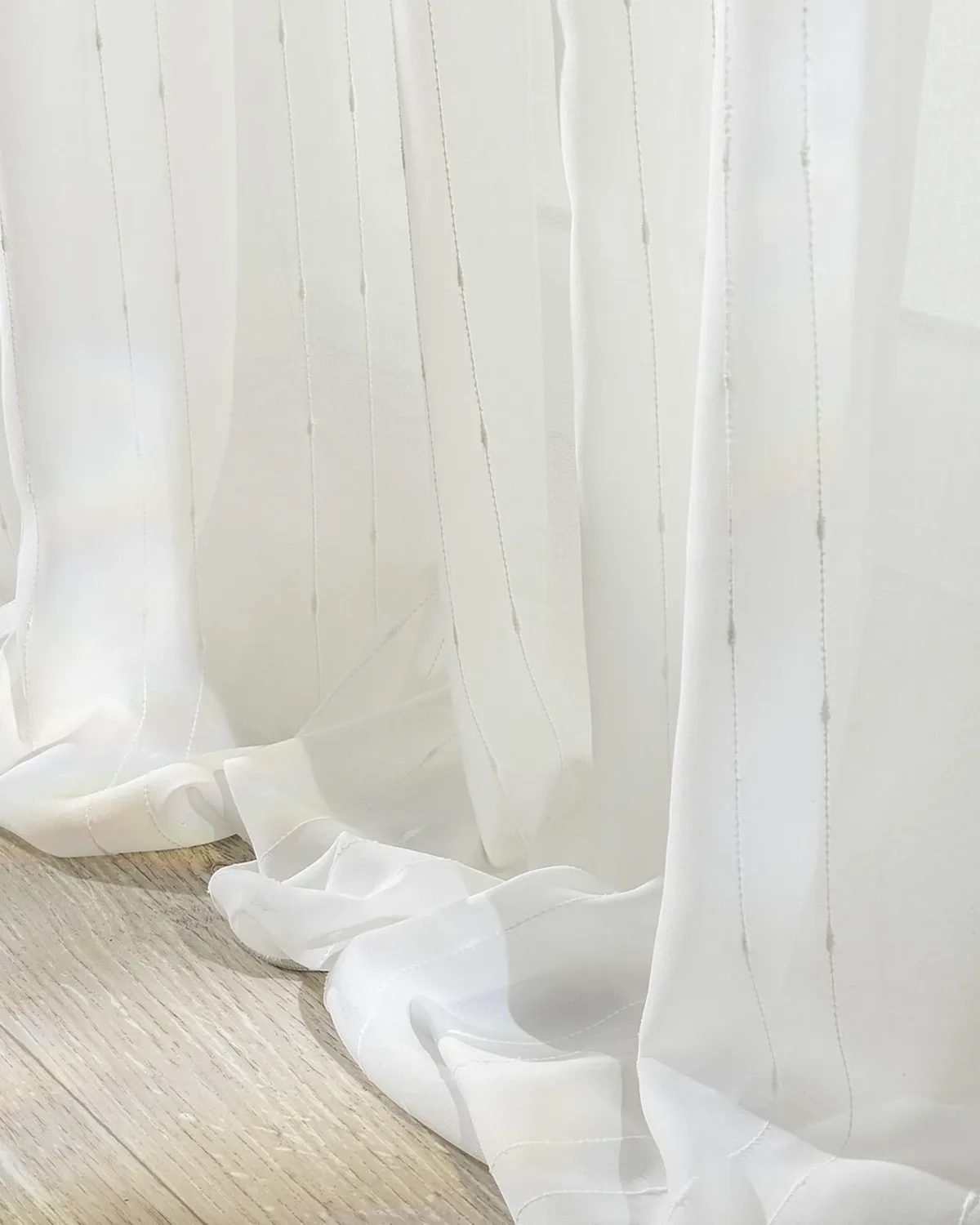Vorhang mit flämischen 2-er Falten Farbe creme Stoff halbtransparent, strukturiert, gemustert de Dekoria – photo du produit