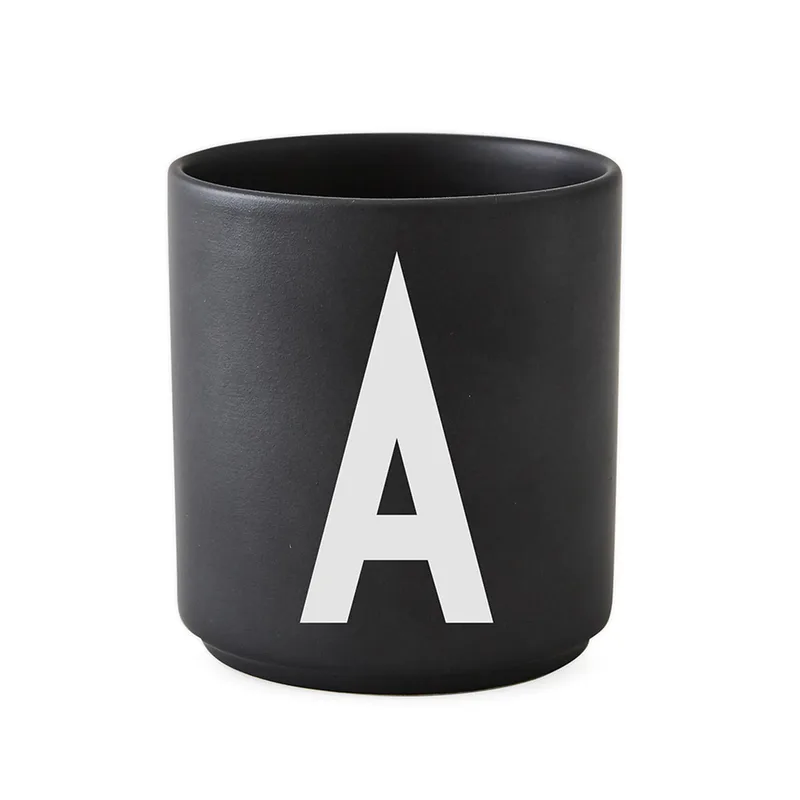 Design Letters Becher schwarz A de Design Letters – photo du produit