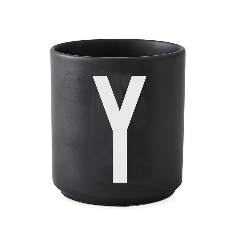 Design Letters Becher schwarz Y by Design Letters – product photo