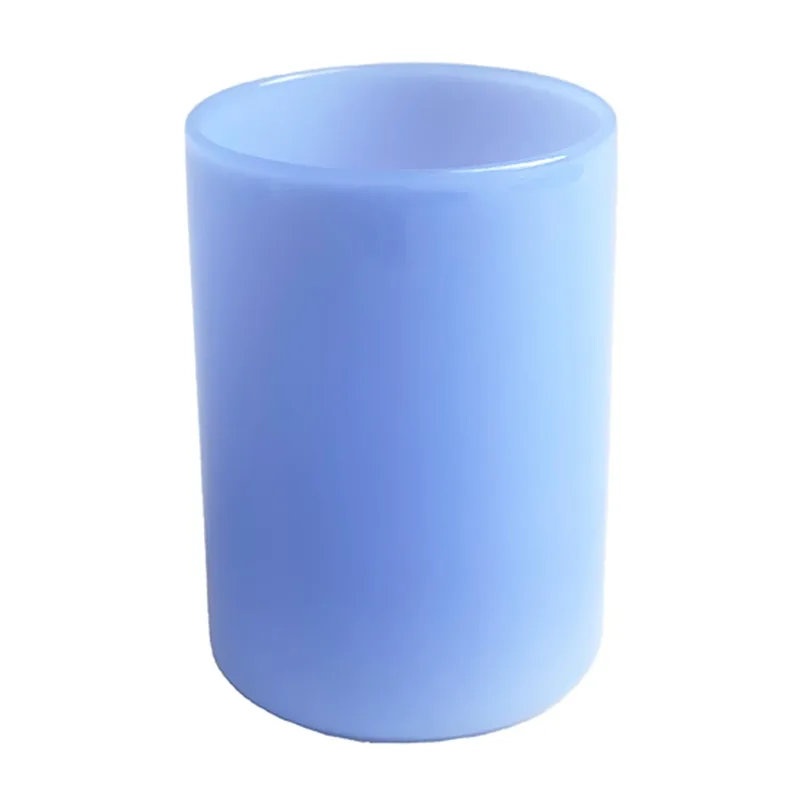 Design Letters Lieblingsglas 35 cl Milky blue van Design Letters – productfoto