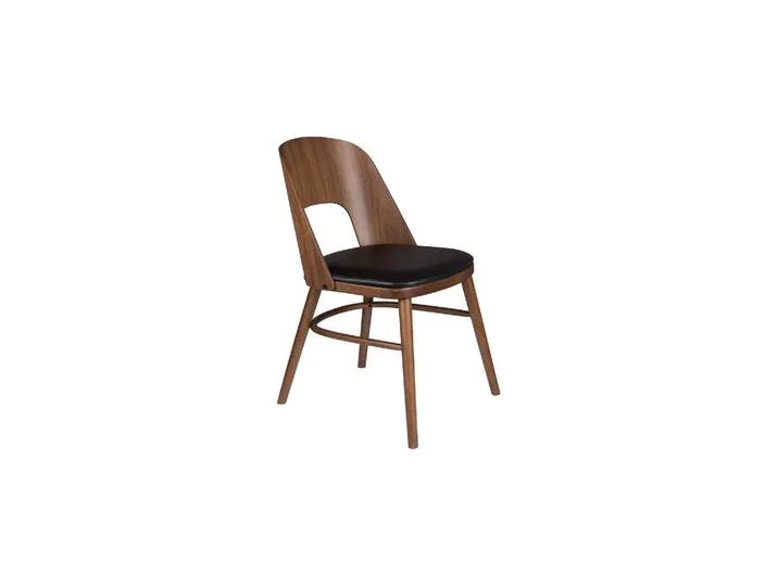 Chaise en bois de noyer marron et assise cuir PU noir, empilable de Dutchbone – photo du produit