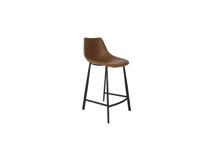 Tabouret de comptoir en cuir marron, assise arrondie, repose-pied van Dutchbone – productfoto