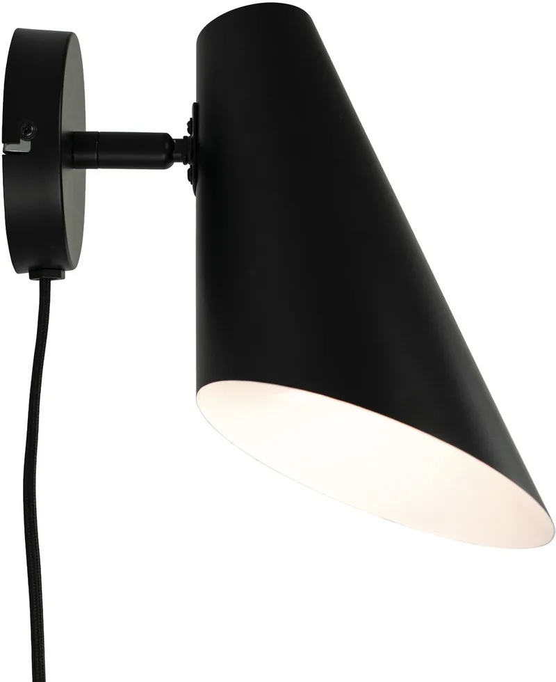 Cale Wandlamp - Mat by Dyberg Larsen in Zwart – product photo