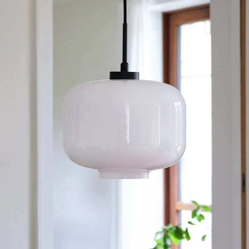 hanglamp Arp, wit, glas, Ø 30 cm van Dyberg Larsen in Zwart, wit – productfoto