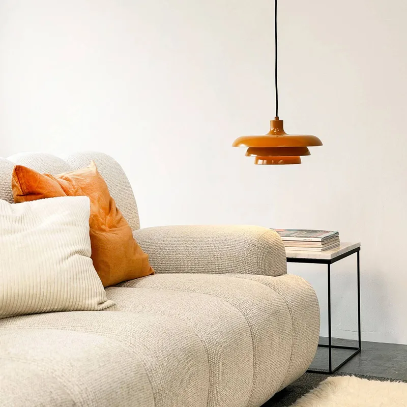 hanglamp Ava, kerriegele, metaal, Ø 31 cm van Dyberg Larsen in Curry – productfoto