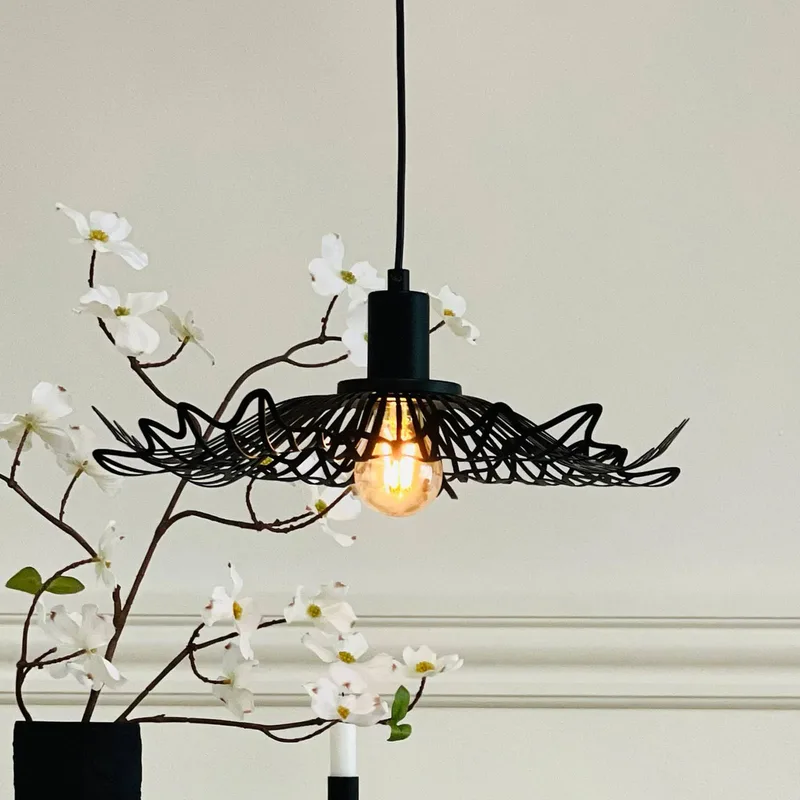 hanglamp Flora, Ø 40 cm, metaal van Dyberg Larsen in Matzwart – productfoto