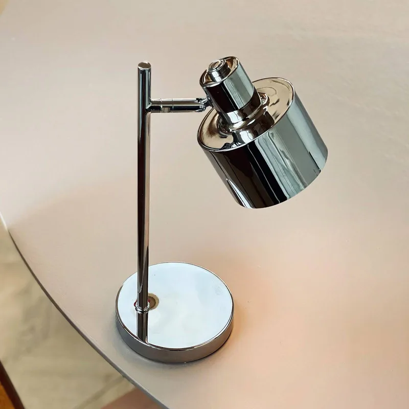 LED-batterijlamp Ocean Mini by Dyberg Larsen in Chroom – product photo