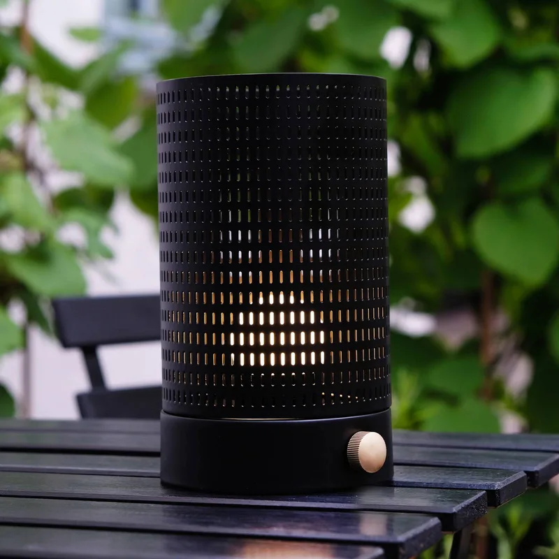 LED tafellamp op batterijen Mesh, hoogte 20 cm de Dyberg Larsen en Zwart – photo du produit