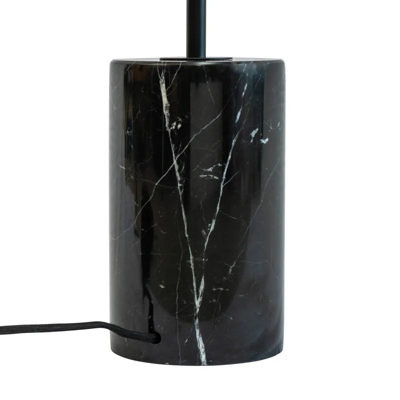 Marble vloerlamp von Dyberg Larsen in Zwart – Produktfoto