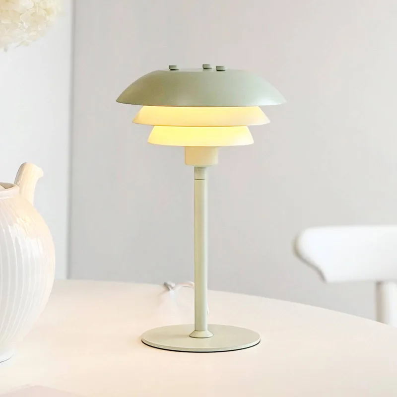 tafellamp SIXTEEN, metaal, E27 van Dyberg Larsen in Mintgroen – productfoto