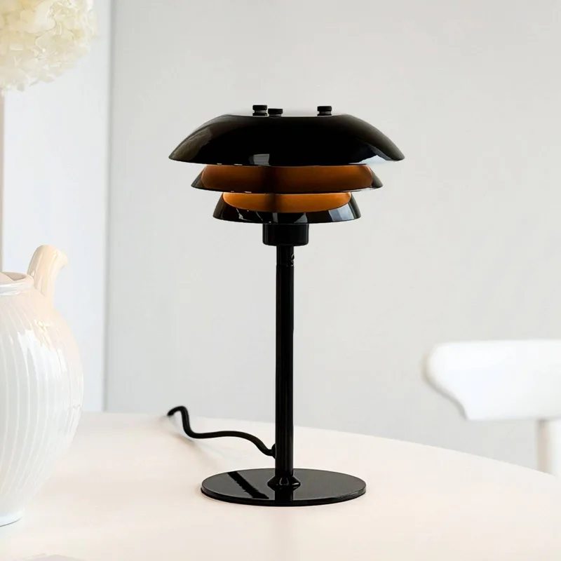 tafellamp SIXTEEN, metaal, E27 by Dyberg Larsen in Zwart – product photo
