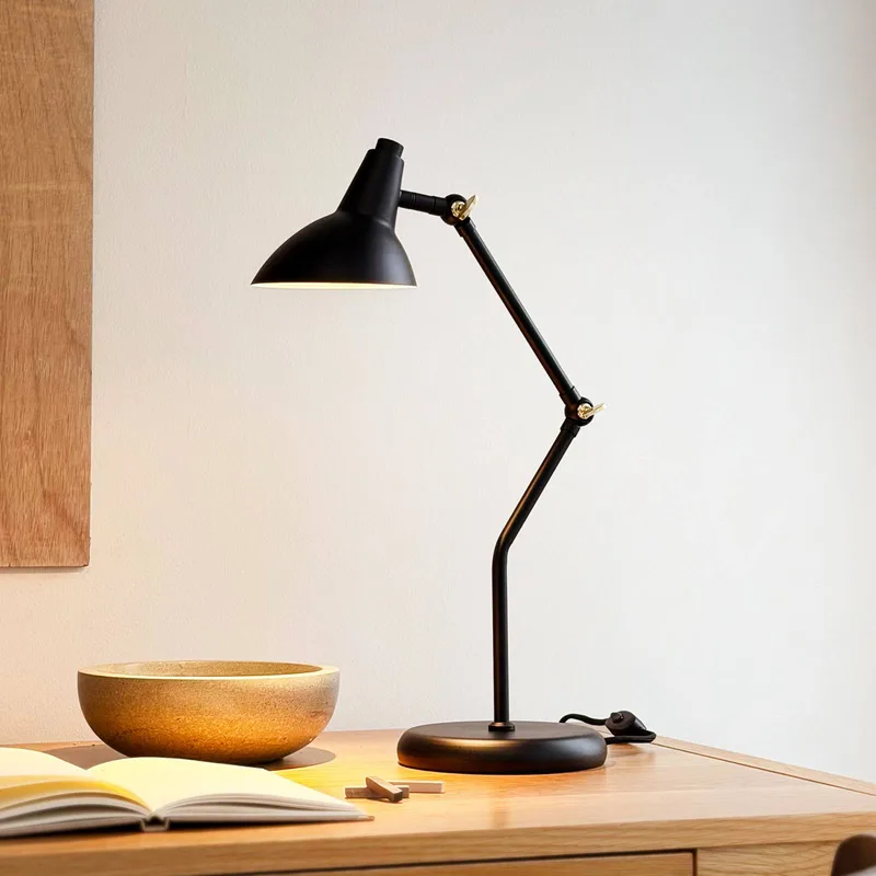 tafellamp Vela, hoogte 45 cm by Dyberg Larsen in Zwart – product photo