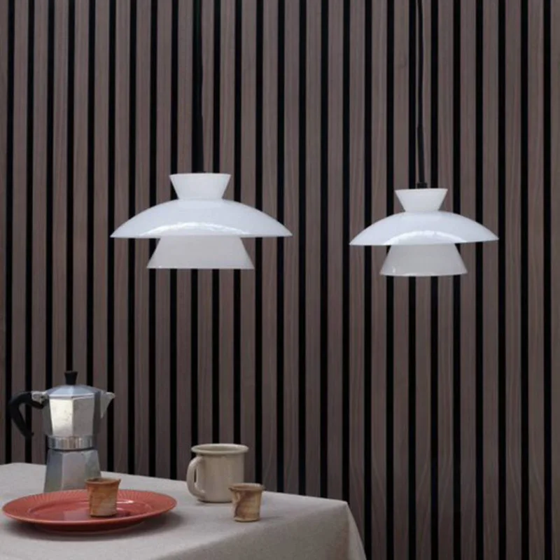 Valby glazen hanglamp, Ø 20cm van Dyberg Larsen in Opaalwit – productfoto