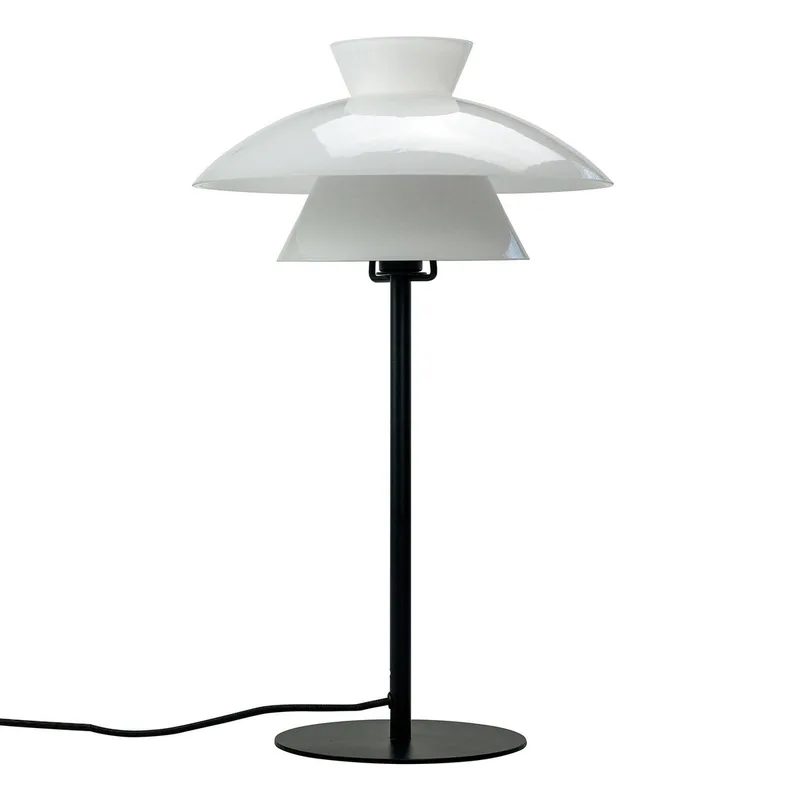 Valby tafellamp kap driedelig by Dyberg Larsen in Opaalwit, zwart – product photo