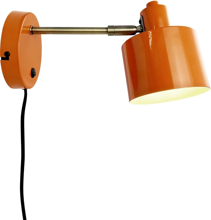 Wandlamp oranje/messing metaal H11,5 cm D11,5 cm Ocean van Dyberg Larsen in Orange/ Brass – productfoto