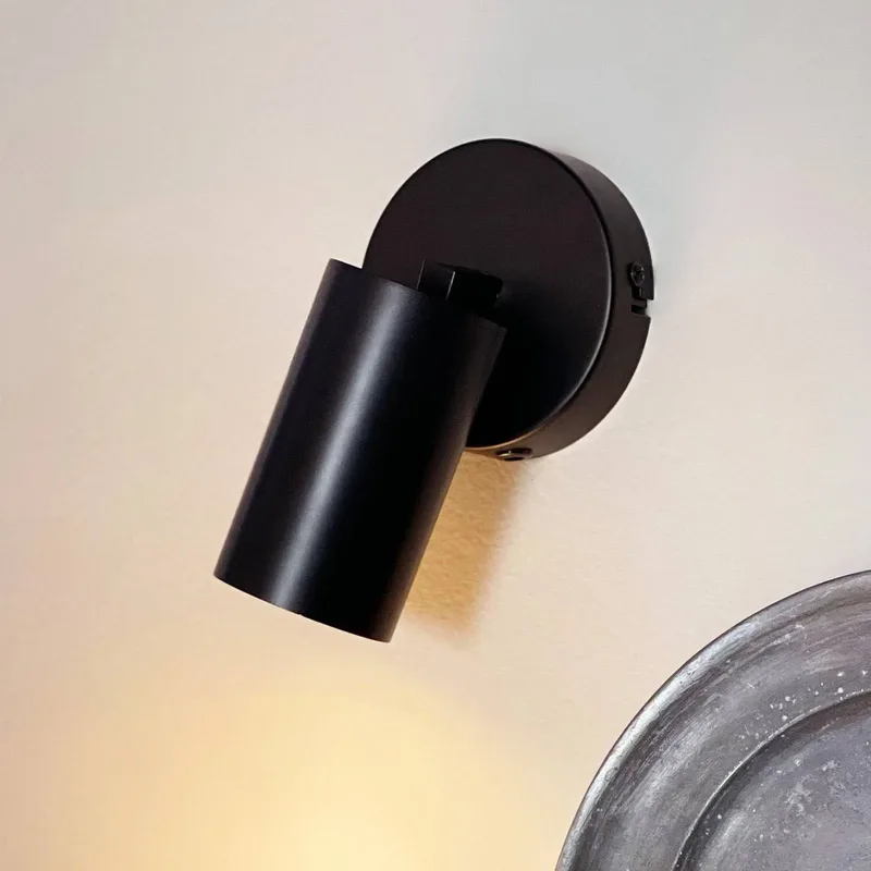 wandspot Modern, breedte 10 cm van Dyberg Larsen in Zwart – productfoto