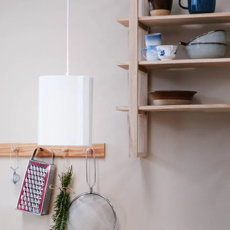 Wum hanglamp Ø 18,5 cm van Dyberg Larsen in Wit – productfoto