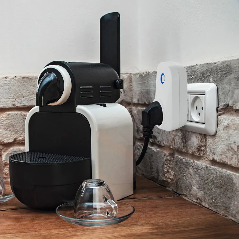 Piove-C udendørs LED-væglampe fra EGLO connect i Sort, Hvid – produktbillede 4 af 5