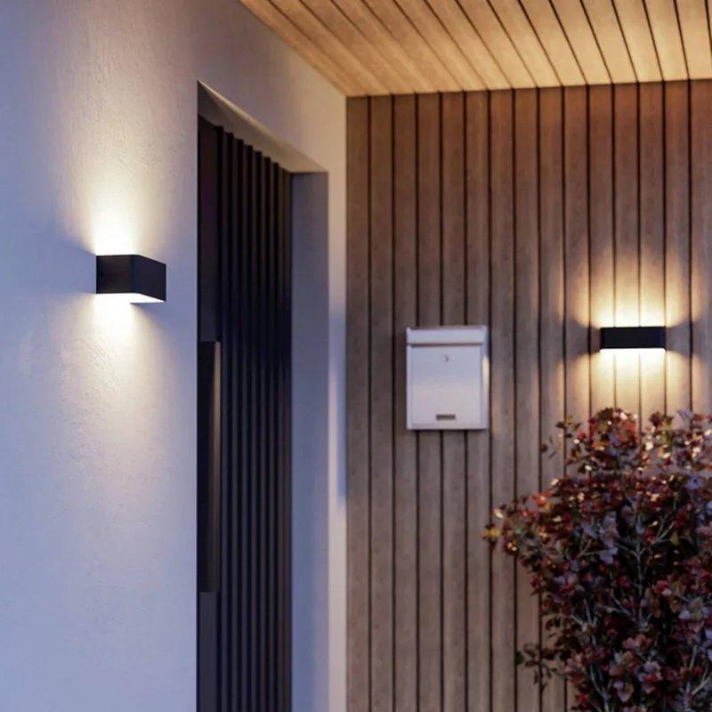 Smart LED buiten wandlamp SANIA-Z, zwart, IP55 van EGLO connect in Zwart, Wit – productfoto 2 van 5