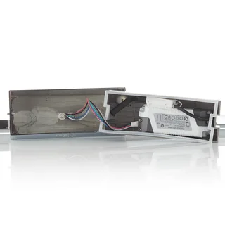 Tabiano-C LED-spegellampa 60,5 cm från EGLO connect i Vit, Krom – produktbild 3 av 5