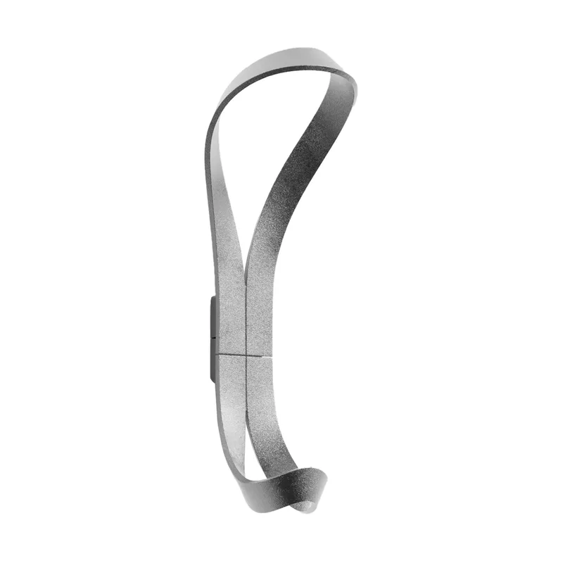 Endless Haken Aluminium van Essem Design – productfoto