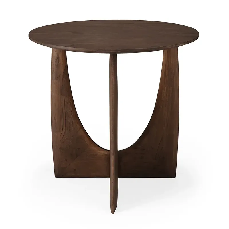 Geometrischer Beistelltisch Teak braun by Ethnicraft – product photo